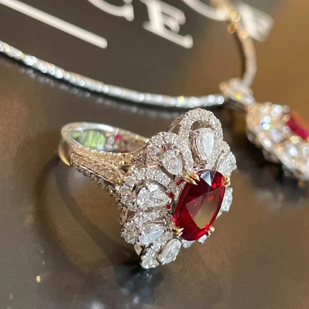 Bright Luxurious Floral Ruby Ring