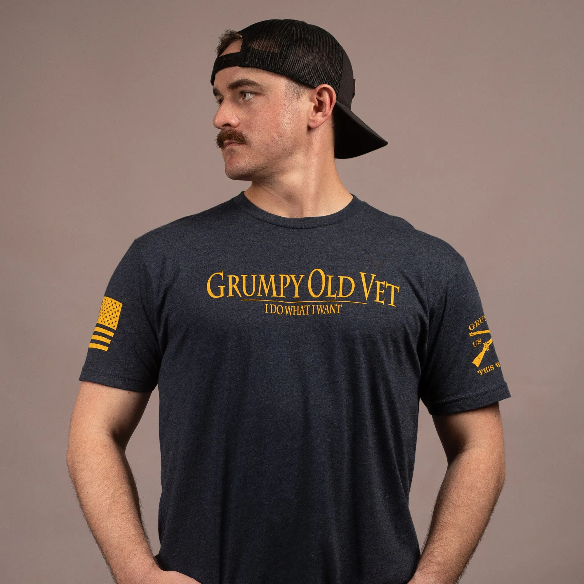 Grumpy Old Vet T-Shirt - Midnight Navy