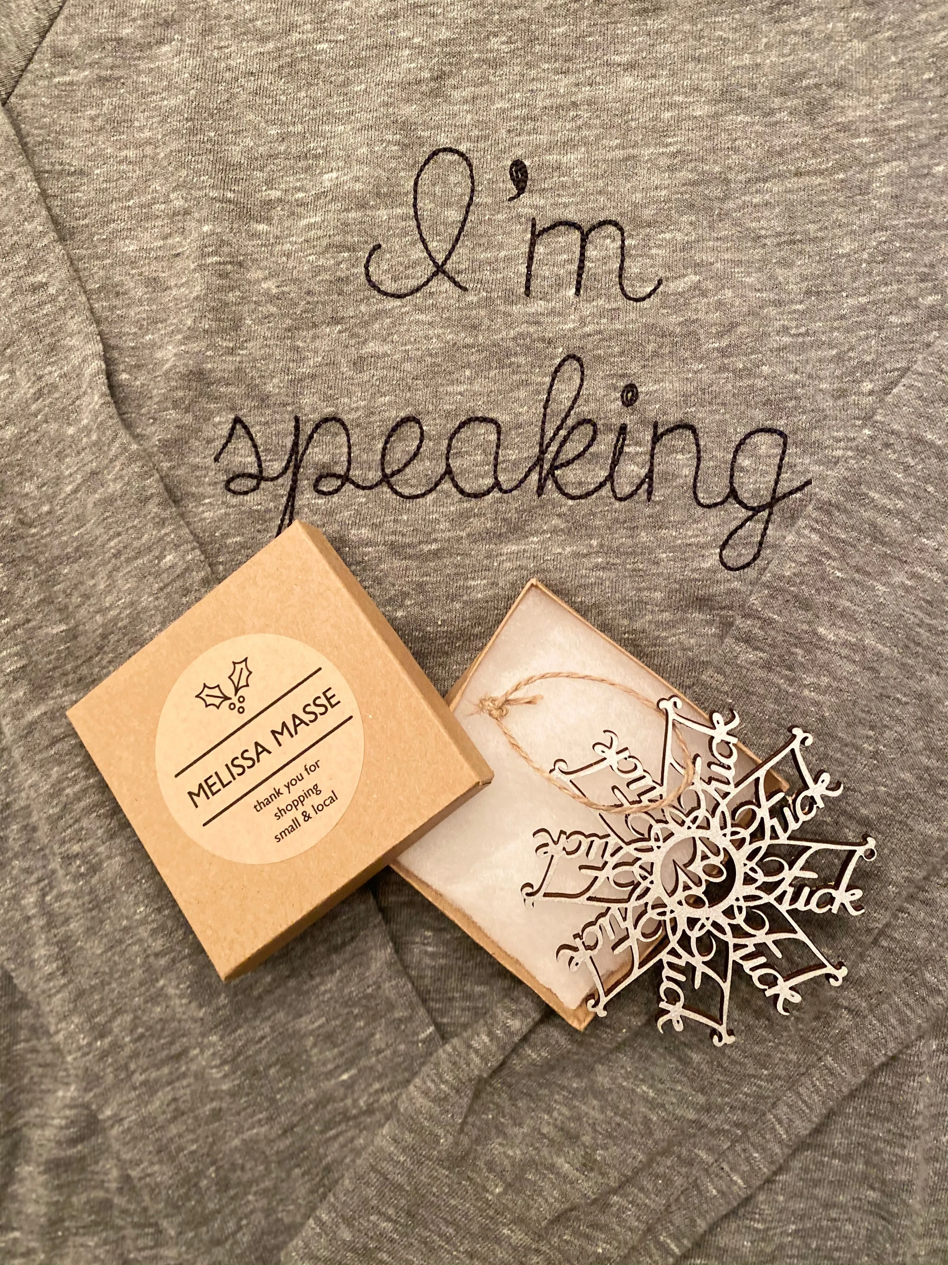 I’m speaking embroidered h. grey  raglan t-shirt