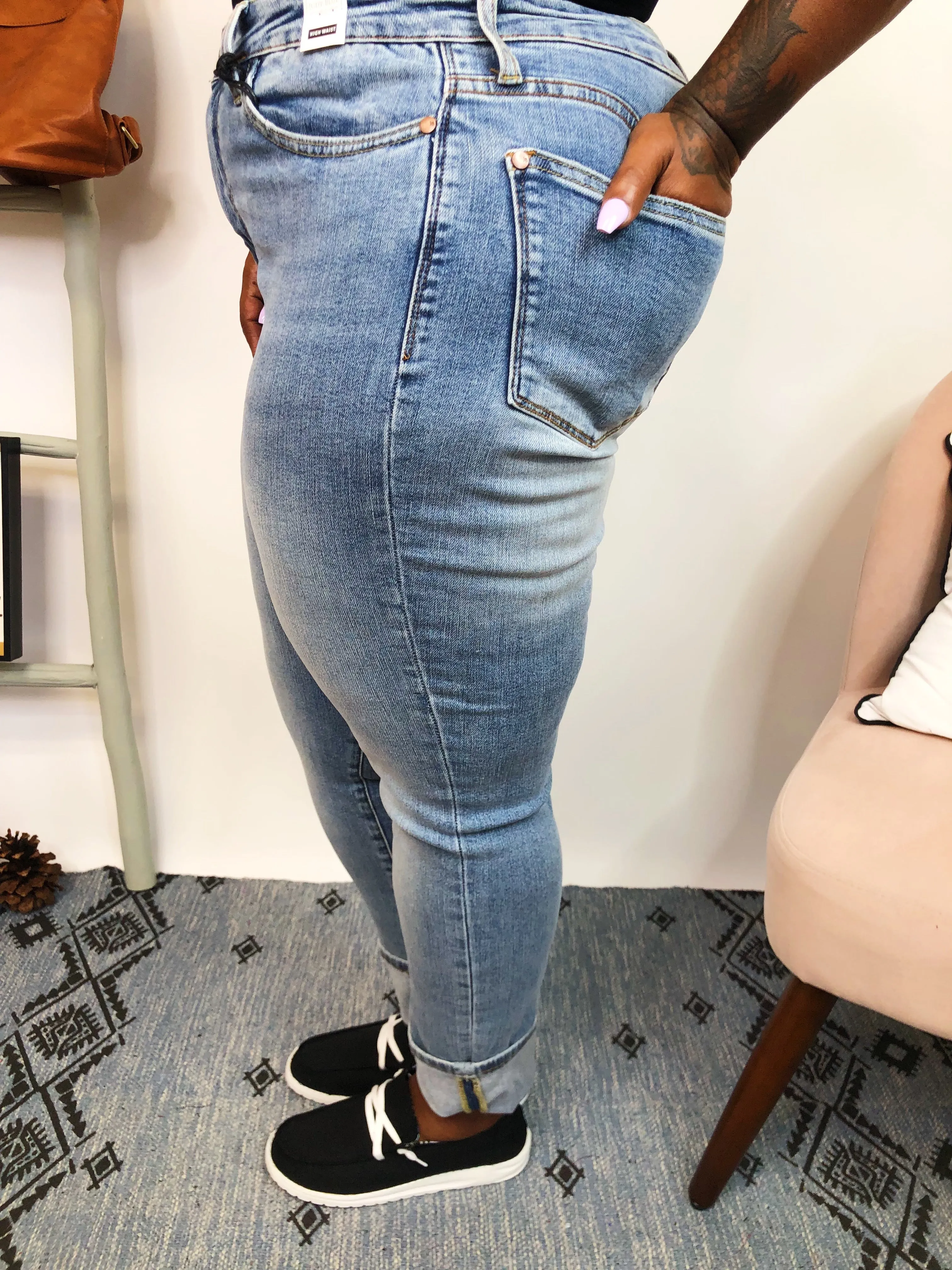 #K813 Keep It Vintage Judy Blue Boyfriend Jeans