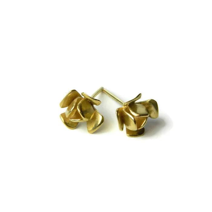 rose studs