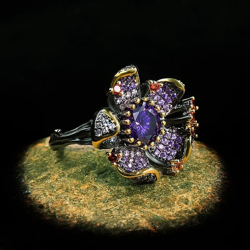 Shiny Unique Black Gold Flower-Shaped Amethyst Ring