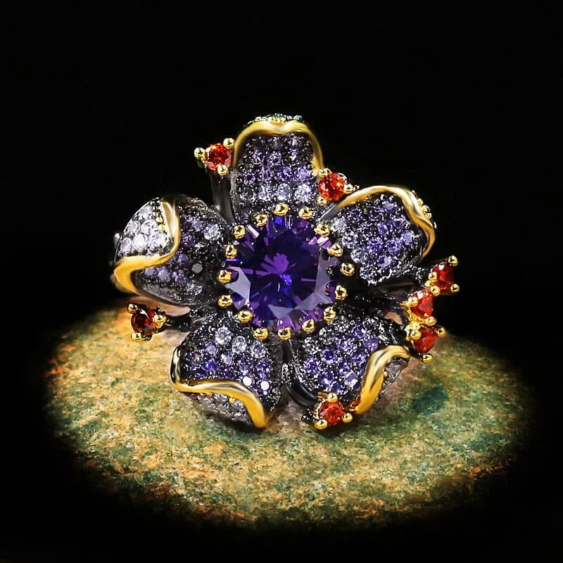 Shiny Unique Black Gold Flower-Shaped Amethyst Ring