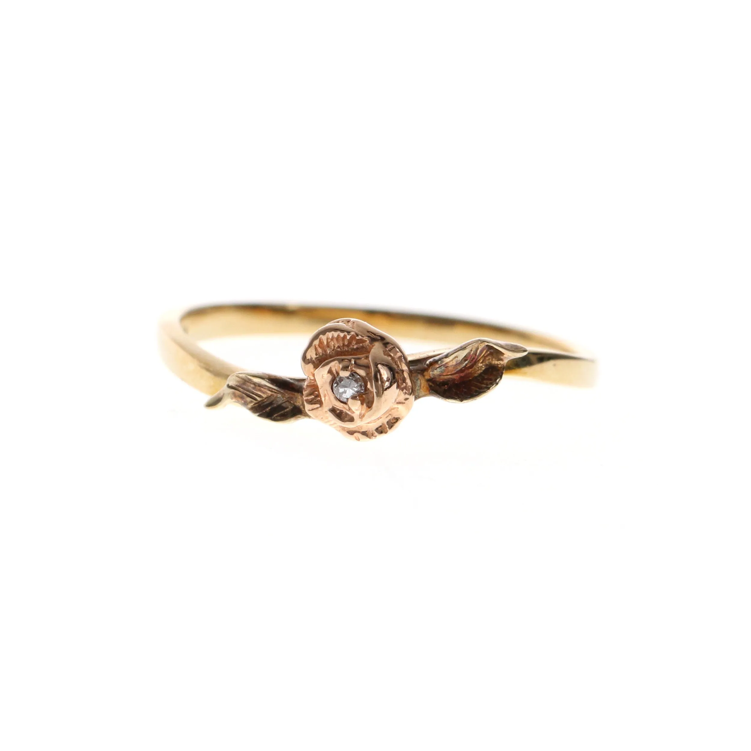 V I N T A G E // 10k rose / yellow gold with a diamond solitaire / flower design ring / size 6.5